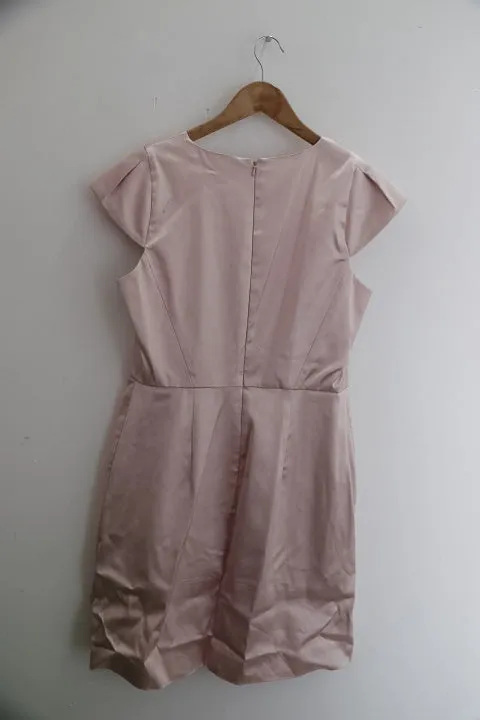 Vintage french connection peach pleat detailed dress size 10